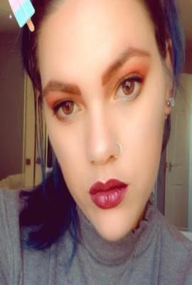 Cetim Inês  Escort Albufeira